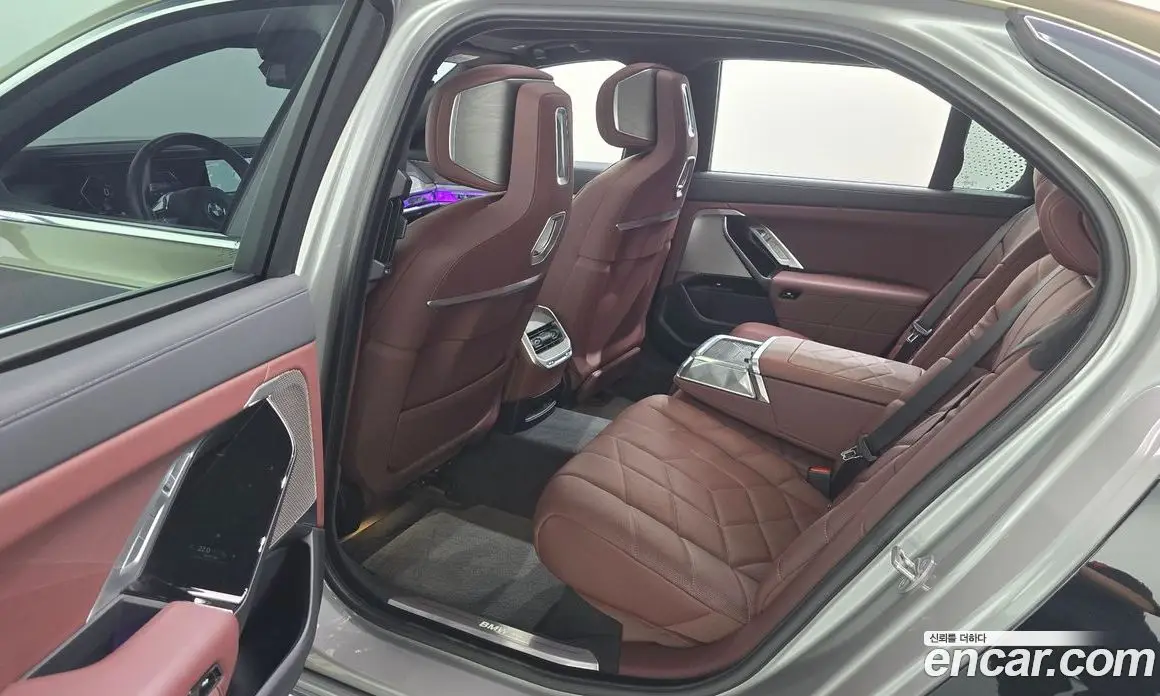 BMW 7 серия 2023 3.0 автомат (гидро), фото 17 BMW 7 серия 2023 3.0 автомат (гидро), фото 17