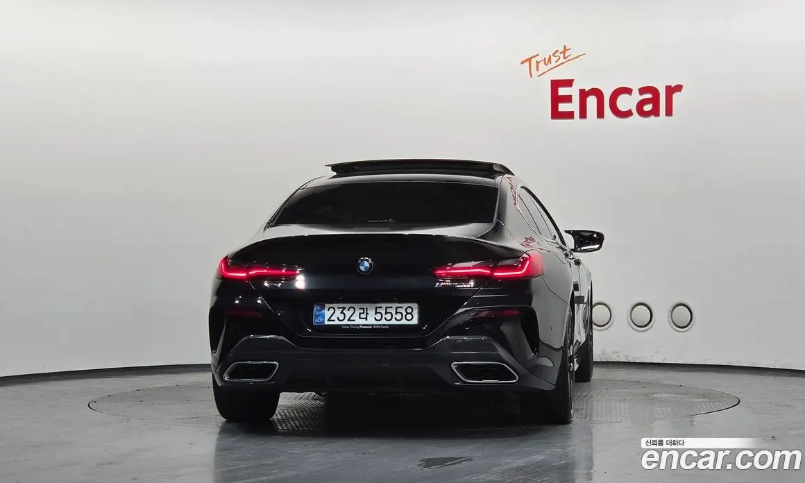 BMW 8 серия 2024 4.4 автомат (гидро), фото 4 BMW 8 серия 2024 4.4 автомат (гидро), фото 4