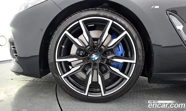 BMW 8 серия 2024 4.4 автомат (гидро), миниатюра 5 BMW 8 серия 2024 4.4 автомат (гидро), миниатюра 5