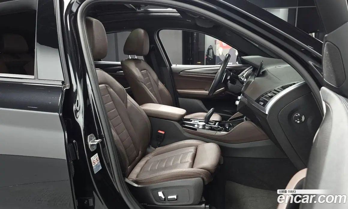 BMW X4 2021 2.0 автомат (гидро), фото 16