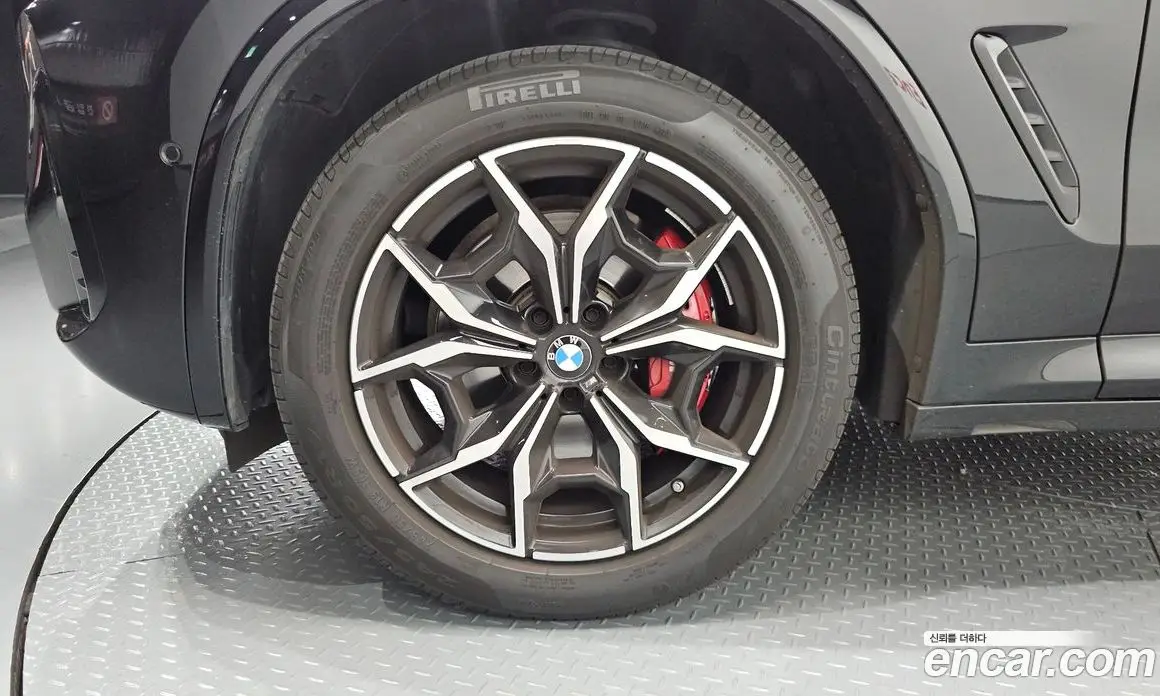 BMW X4 2023 2.0 автомат (гидро), фото 5 BMW X4 2023 2.0 автомат (гидро), фото 5