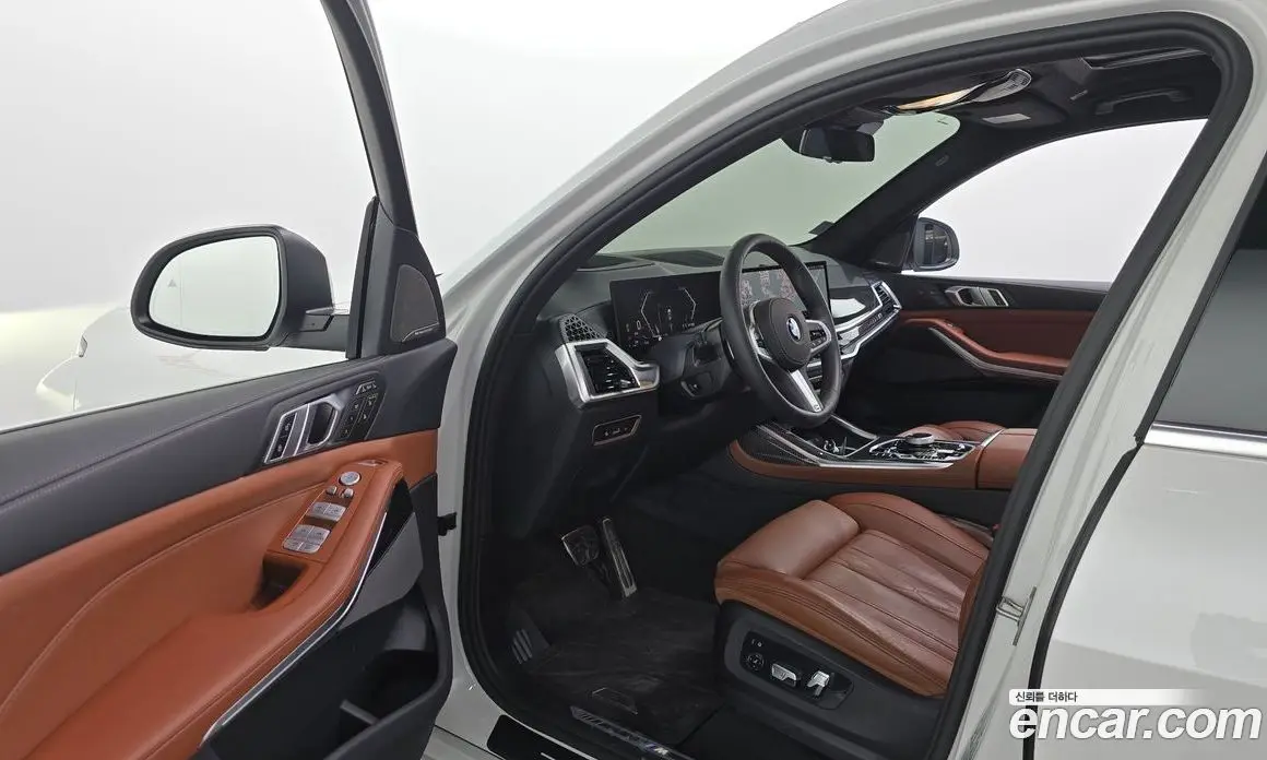 BMW X7 2024 3.0 автомат (гидро), фото 13