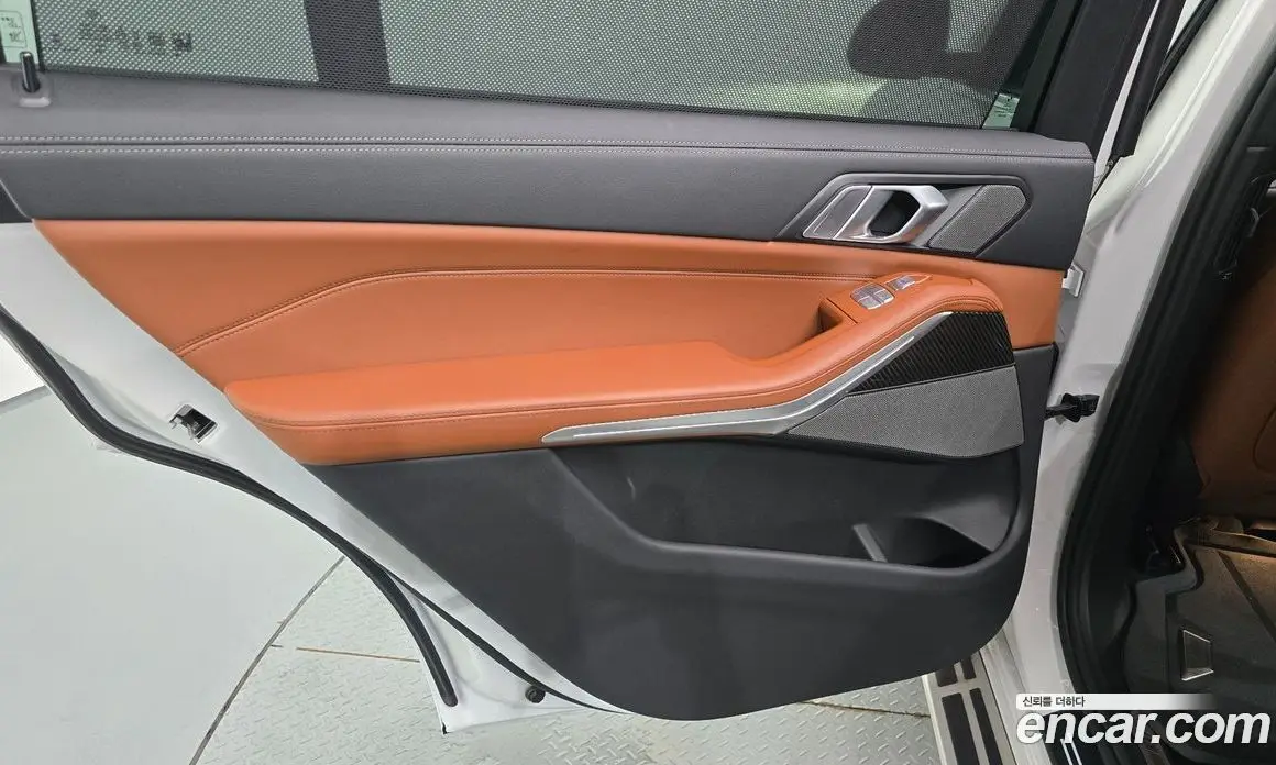 BMW X7 2024 3.0 автомат (гидро), фото 15