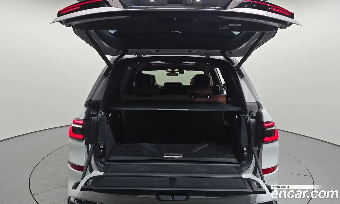 BMW X7 2024 3.0 автомат (гидро), фото 25