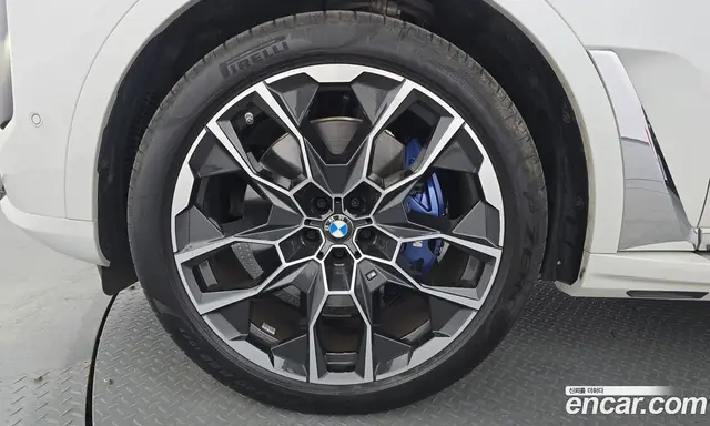 BMW X7 2024 3.0 автомат (гидро), миниатюра 5