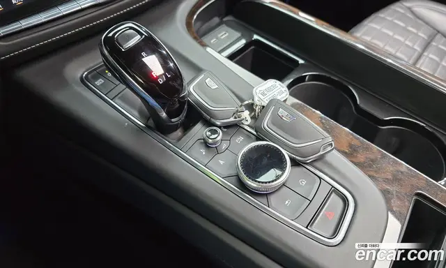 Cadillac Escalade 2022 6.2 автомат (гидро), миниатюра 12