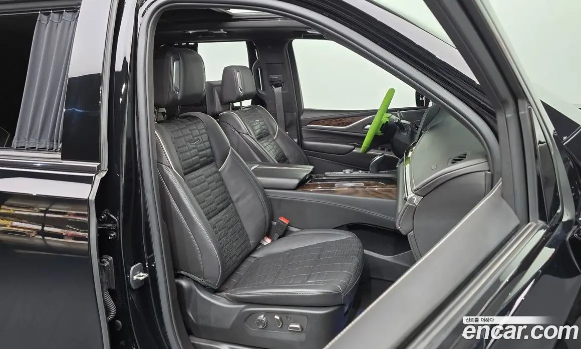 Cadillac Escalade 2022 6.2 автомат (гидро), фото 17 Cadillac Escalade 2022 6.2 автомат (гидро), фото 17