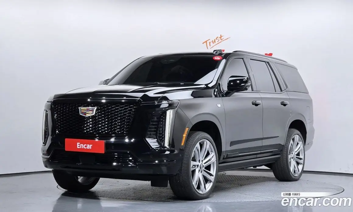 Cadillac Escalade 2025 6.2 автомат (гидро), фото 1 Cadillac Escalade 2025 6.2 автомат (гидро), фото 1