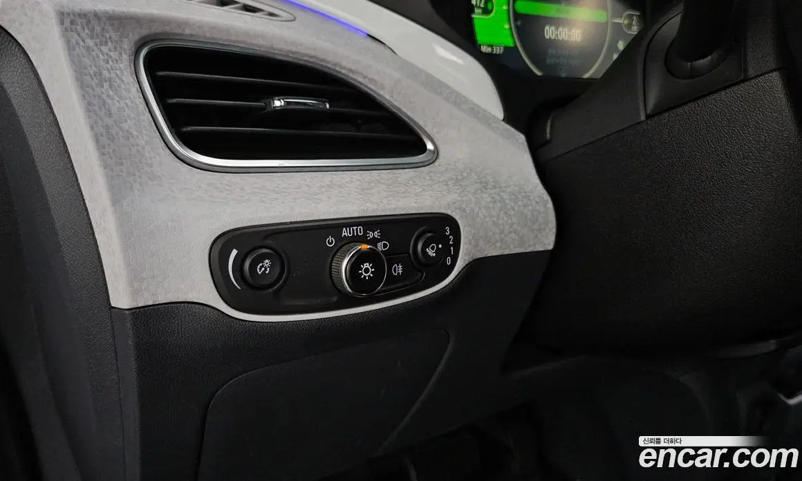 Chevrolet Bolt EV 2021 0.2 автомат (гидро), фото 25 Chevrolet Bolt EV 2021 0.2 автомат (гидро), фото 25