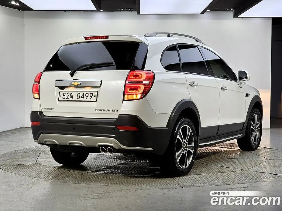Chevrolet Captiva 2016 2.0 автомат (гидро), фото 4 Chevrolet Captiva 2016 2.0 автомат (гидро), фото 4