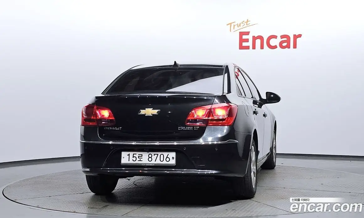 Chevrolet Cruze 2015 1.8 автомат (гидро), фото 4 Chevrolet Cruze 2015 1.8 автомат (гидро), фото 4