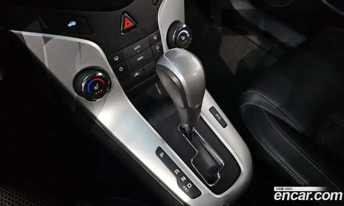 Chevrolet Cruze 2015 1.8 автомат (гидро), фото 9 Chevrolet Cruze 2015 1.8 автомат (гидро), фото 9