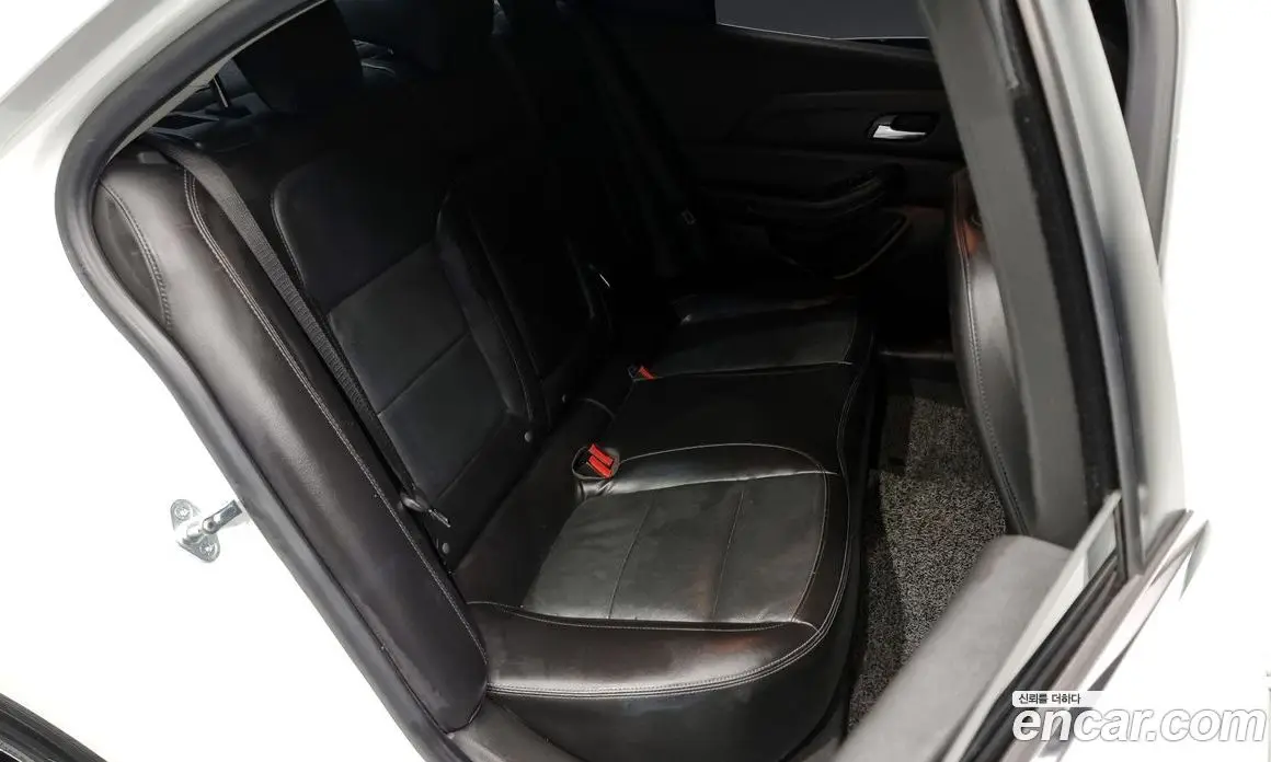 Chevrolet Malibu 2015 2.0 автомат (гидро), фото 12