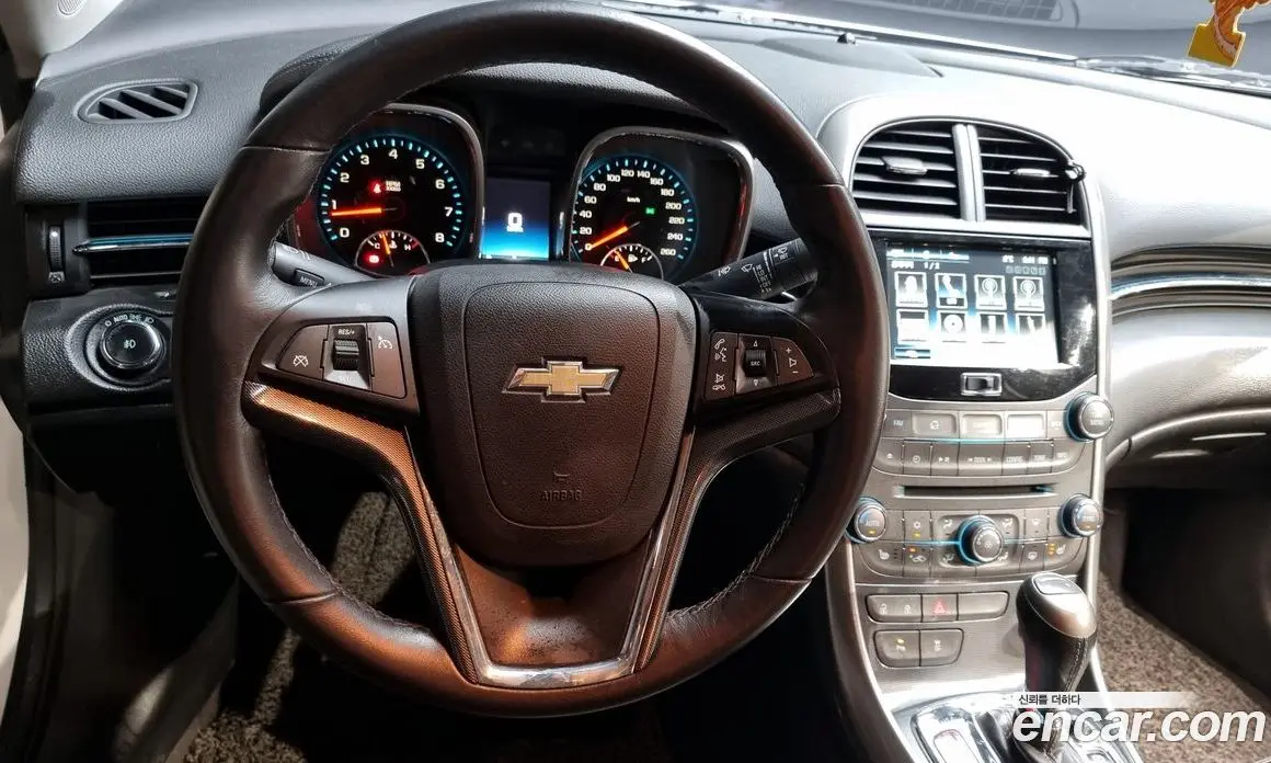 Chevrolet Malibu 2015 2.0 автомат (гидро), фото 13