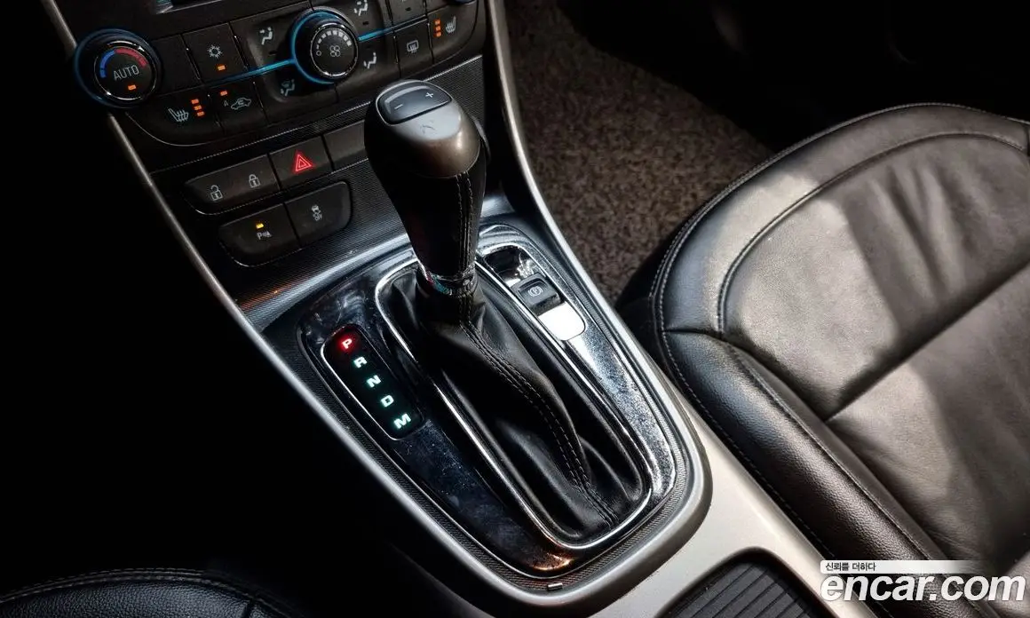 Chevrolet Malibu 2015 2.0 автомат (гидро), фото 9