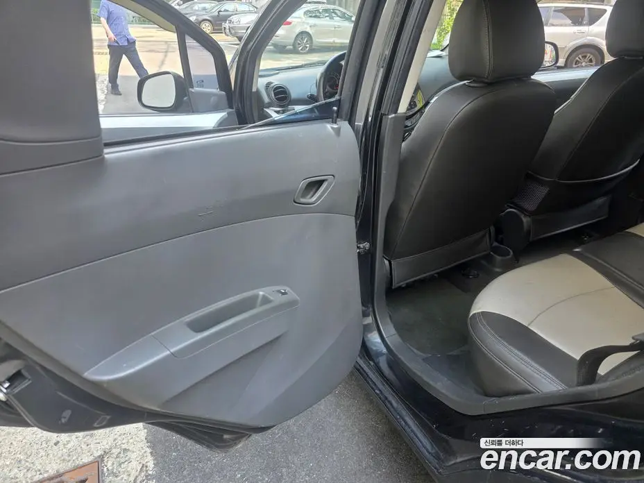 Chevrolet Matiz 2010 1.0 автомат (гидро), фото 14