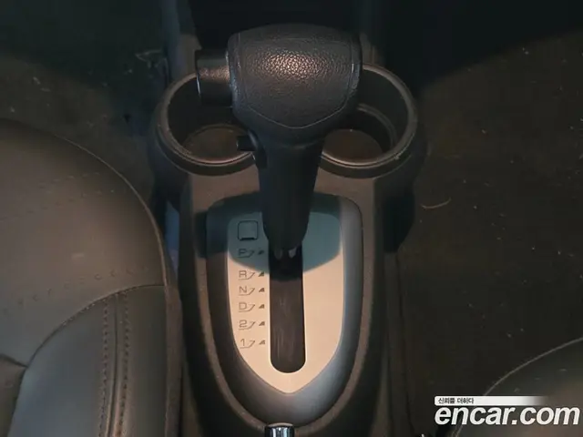 Chevrolet Spark 2014 1.0 автомат (гидро), миниатюра 12