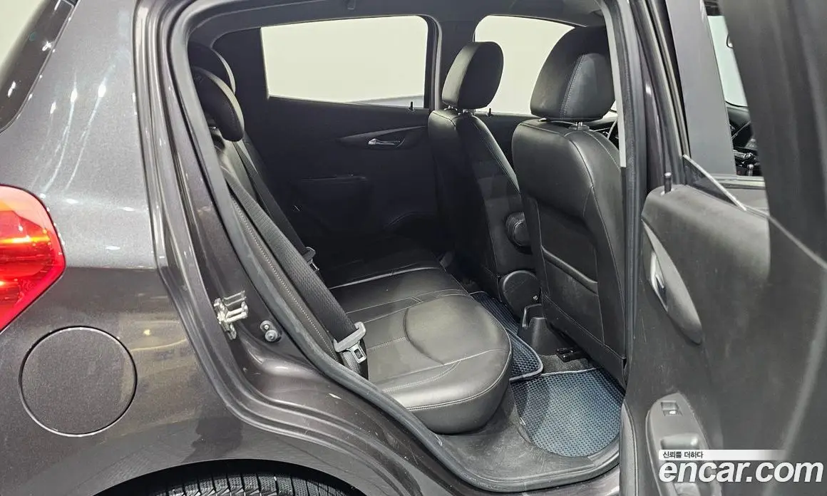 Chevrolet Spark 2015 1.0 автомат (гидро), фото 17 Chevrolet Spark 2015 1.0 автомат (гидро), фото 17