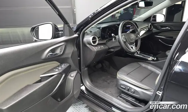 Chevrolet Trax 2024 1.2 автомат (гидро), миниатюра 10 Chevrolet Trax 2024 1.2 автомат (гидро), миниатюра 10