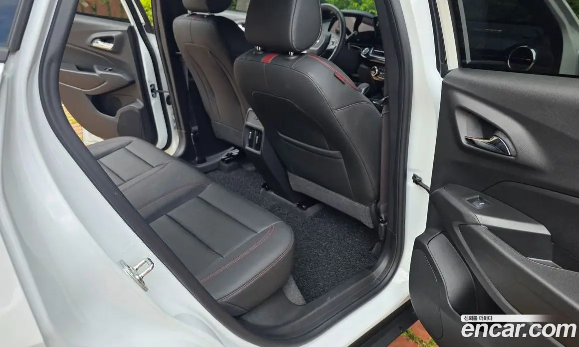 Chevrolet Trax 2024 1.2 автомат (гидро), фото 19