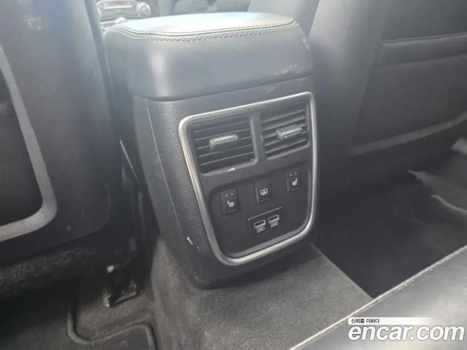 Chrysler 300C 2016 3.6 автомат (гидро), фото 14 Chrysler 300C 2016 3.6 автомат (гидро), фото 14