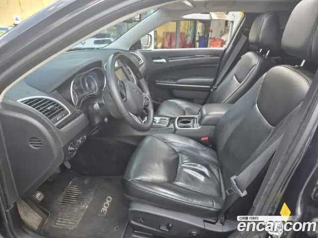 Chrysler 300C 2016 3.6 автомат (гидро), миниатюра 4 Chrysler 300C 2016 3.6 автомат (гидро), миниатюра 4
