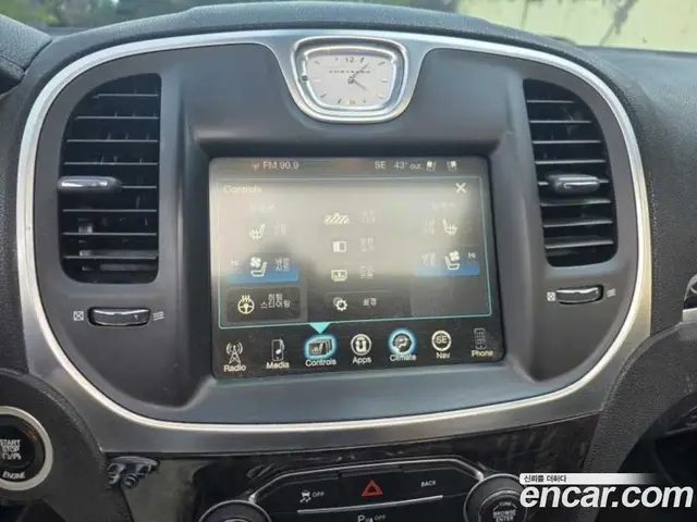 Chrysler 300C 2016 3.6 автомат (гидро), миниатюра 10 Chrysler 300C 2016 3.6 автомат (гидро), миниатюра 10