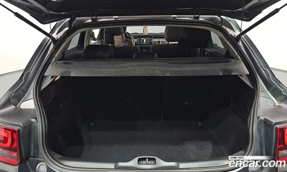 Citroen C4 Cactus 2016 1.6 автомат (гидро), фото 20 Citroen C4 Cactus 2016 1.6 автомат (гидро), фото 20