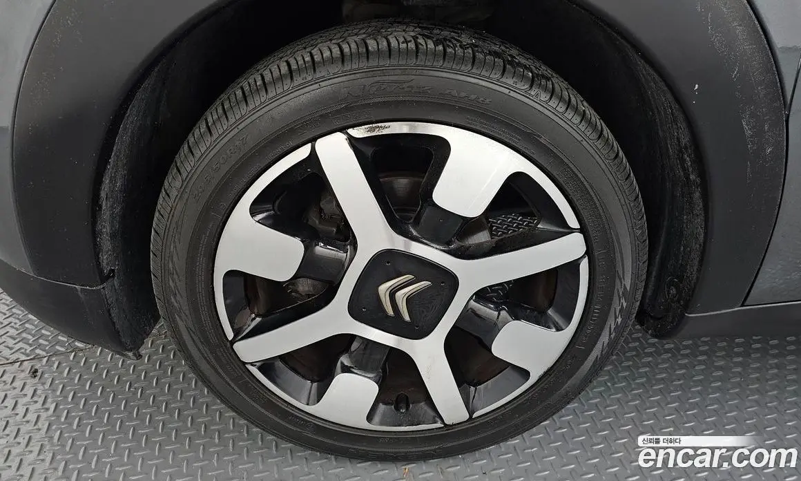 Citroen C4 Cactus 2016 1.6 автомат (гидро), фото 5 Citroen C4 Cactus 2016 1.6 автомат (гидро), фото 5