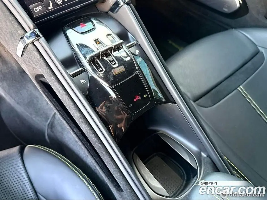 Ferrari Roma 2021 3.9 автомат (гидро), фото 15 Ferrari Roma 2021 3.9 автомат (гидро), фото 15