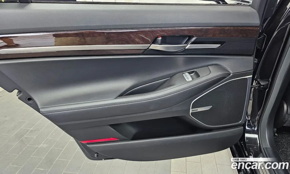 Genesis EQ900 2018 3.8 автомат (гидро), фото 15 Genesis EQ900 2018 3.8 автомат (гидро), фото 15