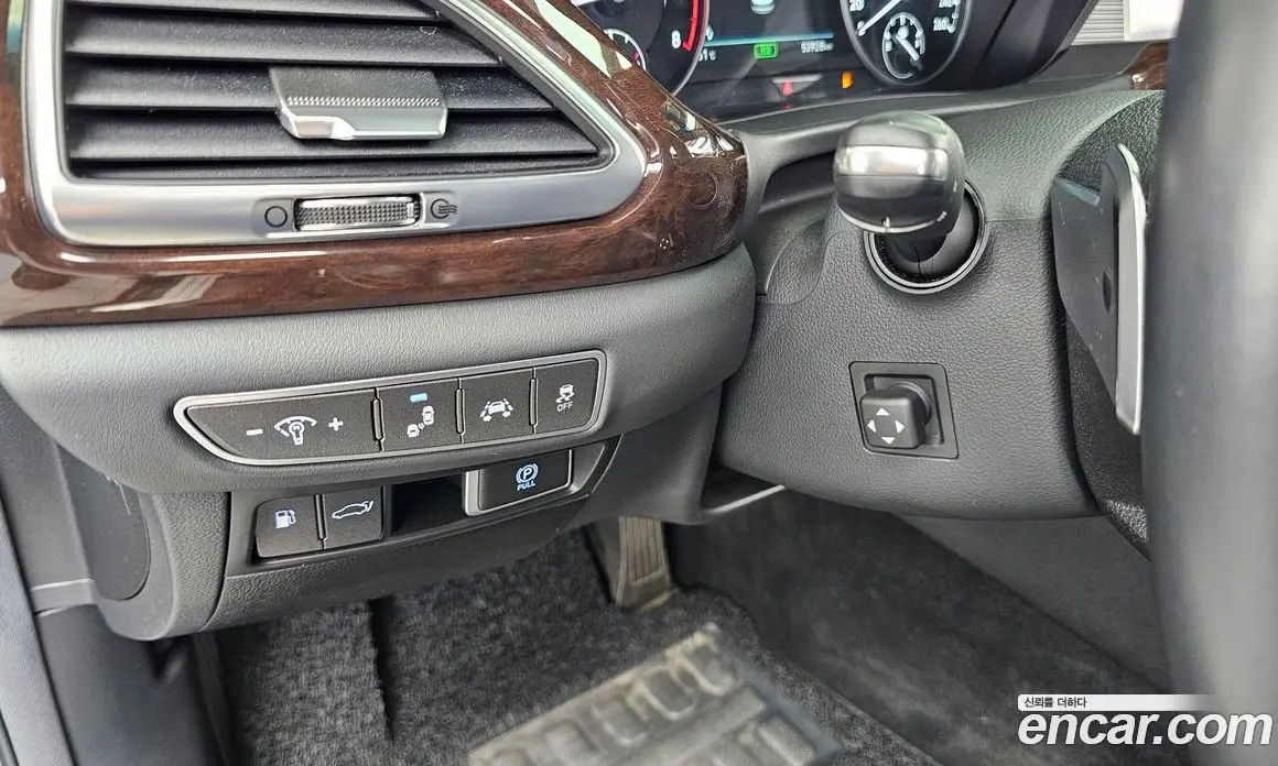 Genesis EQ900 2018 3.8 автомат (гидро), фото 22 Genesis EQ900 2018 3.8 автомат (гидро), фото 22