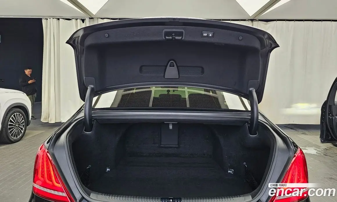 Genesis EQ900 2018 3.8 автомат (гидро), фото 26 Genesis EQ900 2018 3.8 автомат (гидро), фото 26