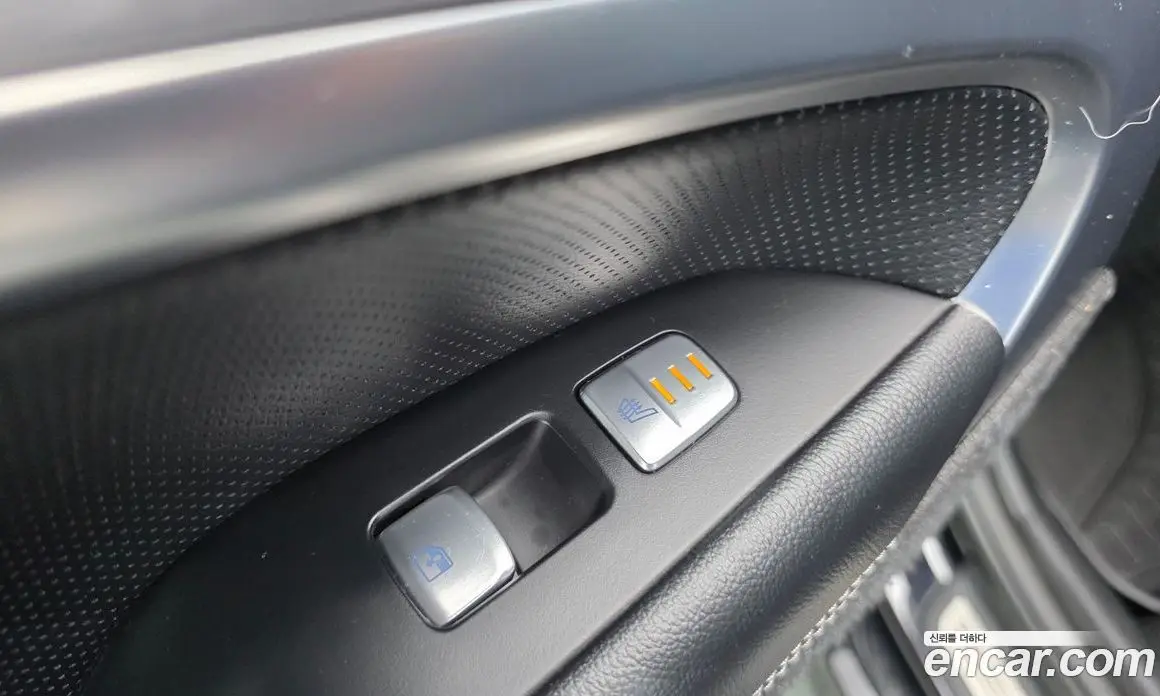 Genesis G70 2019 2.0 автомат (гидро), фото 18