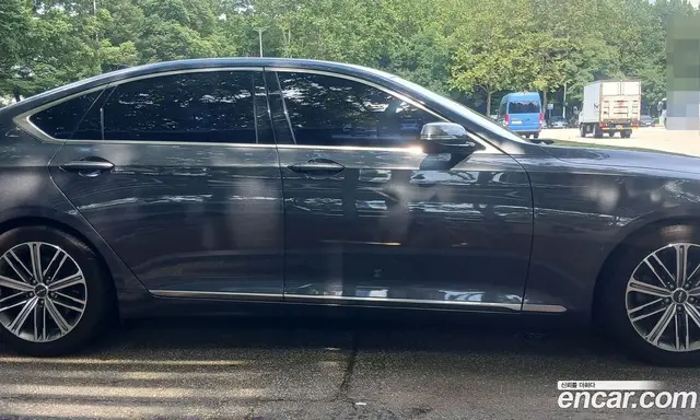 Genesis G80 2017 3.3 автомат (гидро), миниатюра 5 Genesis G80 2017 3.3 автомат (гидро), миниатюра 5