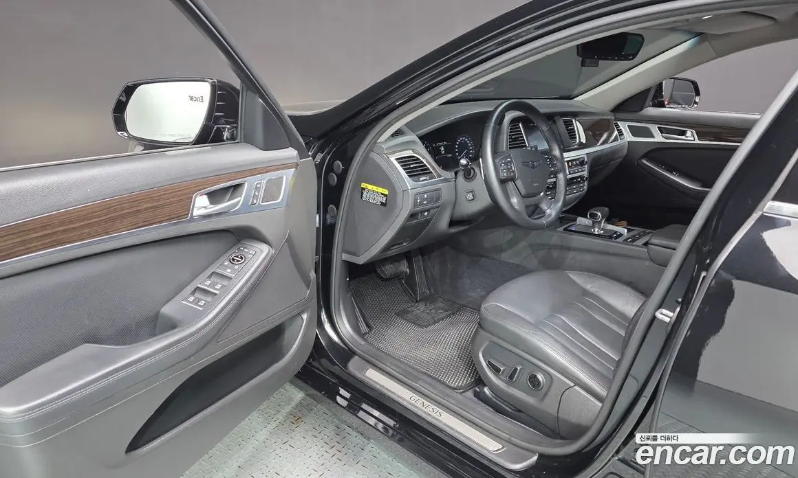 Genesis G80 2017 3.3 автомат (гидро), фото 13 Genesis G80 2017 3.3 автомат (гидро), фото 13