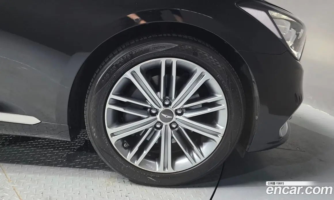 Genesis G80 2017 3.3 автомат (гидро), фото 7 Genesis G80 2017 3.3 автомат (гидро), фото 7