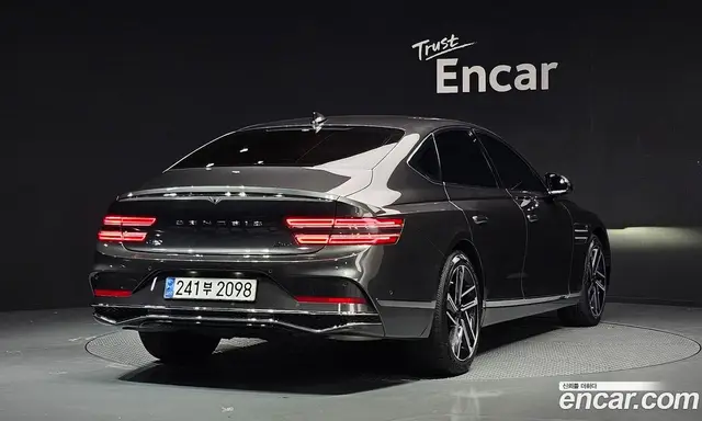 Genesis G80 2024 2.5 автомат (гидро), миниатюра 2