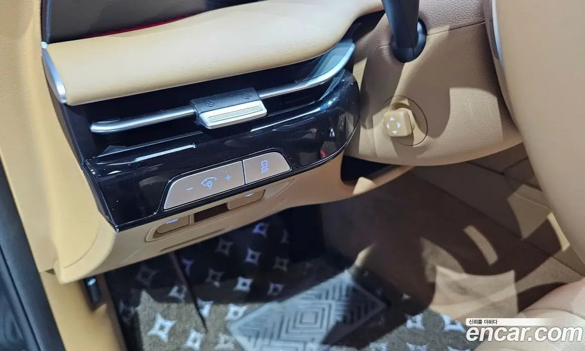 Genesis G80 2024 2.5 автомат (гидро), фото 24
