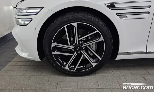Genesis G80 2026 2.5 автомат (гидро), миниатюра 5 Genesis G80 2026 2.5 автомат (гидро), миниатюра 5