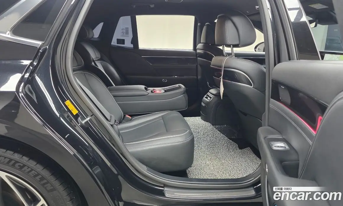 Genesis G90 2023 3.5 автомат (гидро), фото 11 Genesis G90 2023 3.5 автомат (гидро), фото 11