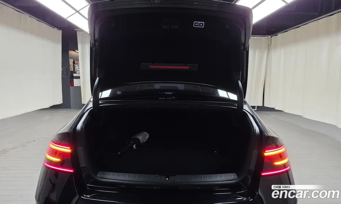Genesis G90 2023 3.5 автомат (гидро), фото 16 Genesis G90 2023 3.5 автомат (гидро), фото 16