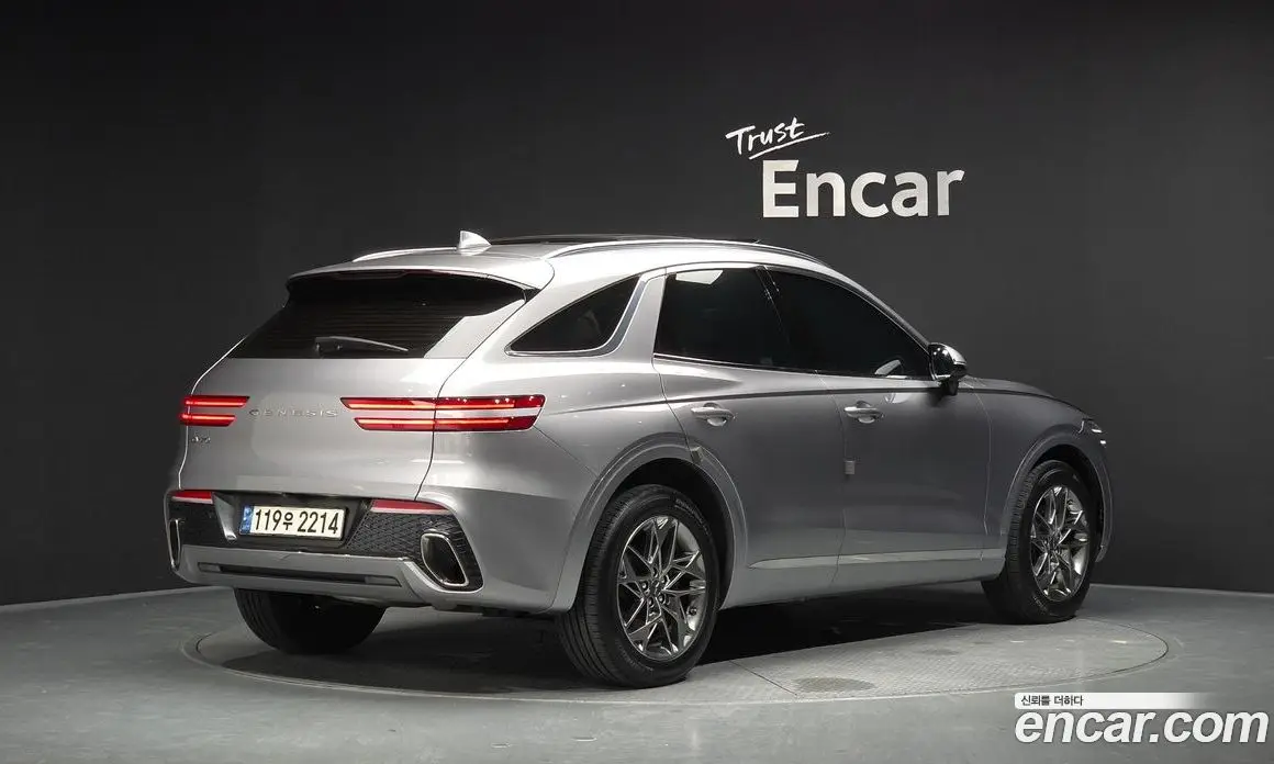 Genesis GV70 2021 2.5 автомат (гидро), фото 2 Genesis GV70 2021 2.5 автомат (гидро), фото 2