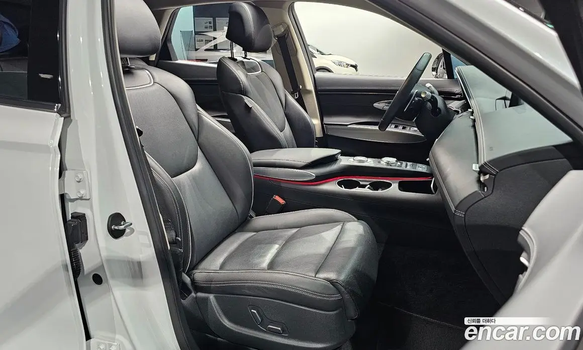 Genesis GV70 2021 2.5 автомат (гидро), фото 16