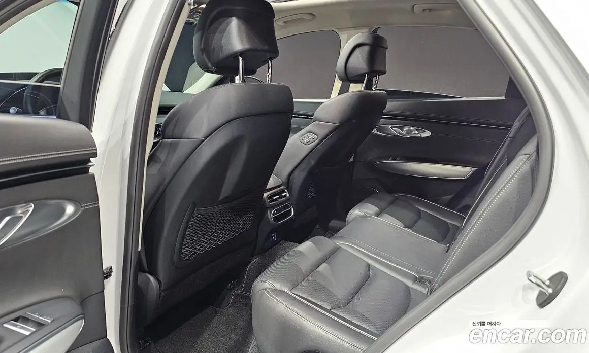 Genesis GV70 2021 2.5 автомат (гидро), фото 18