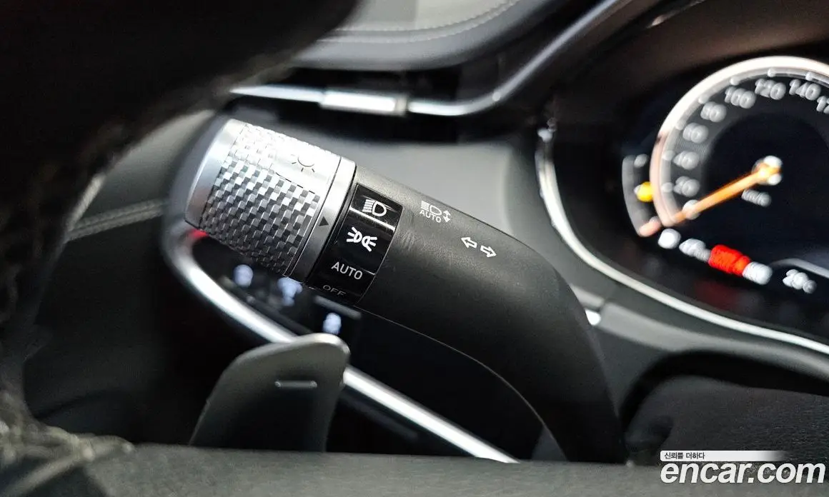 Genesis GV70 2021 2.5 автомат (гидро), фото 26