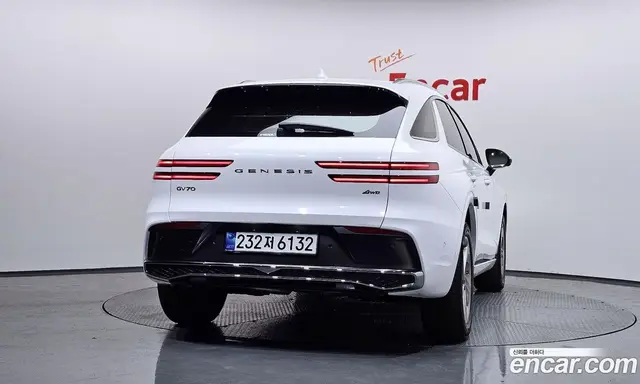 Genesis GV70 2025 2.5 автомат (гидро), миниатюра 4 Genesis GV70 2025 2.5 автомат (гидро), миниатюра 4