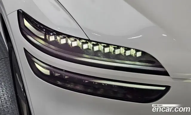Genesis GV70 2025 2.5 автомат (гидро), миниатюра 8 Genesis GV70 2025 2.5 автомат (гидро), миниатюра 8