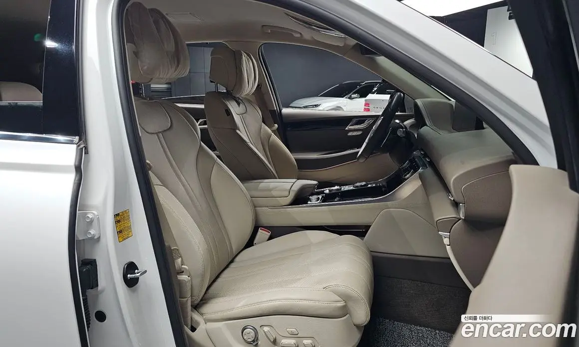 Genesis GV80 2023 2.5 автомат (гидро), фото 11 Genesis GV80 2023 2.5 автомат (гидро), фото 11