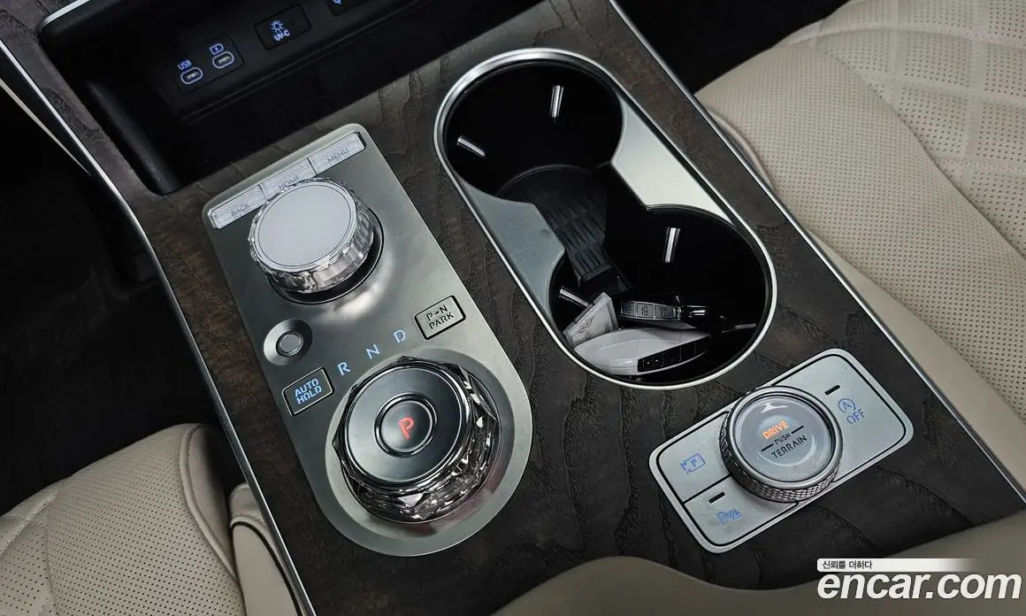 Genesis GV80 2024 2.5 автомат (гидро), фото 11 Genesis GV80 2024 2.5 автомат (гидро), фото 11